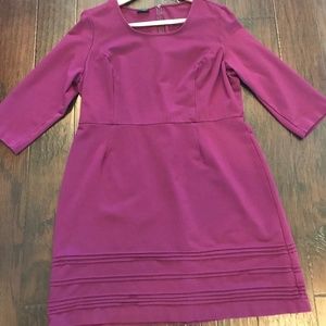 Maroon 3/4 Sleeve Shift Dress
